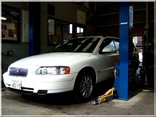 リフトも完備!メンテナンスおまかせください